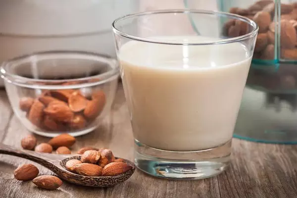 Can You Heat Almond Milk