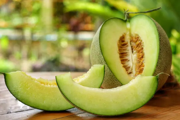 how to tell if honeydew is ripe