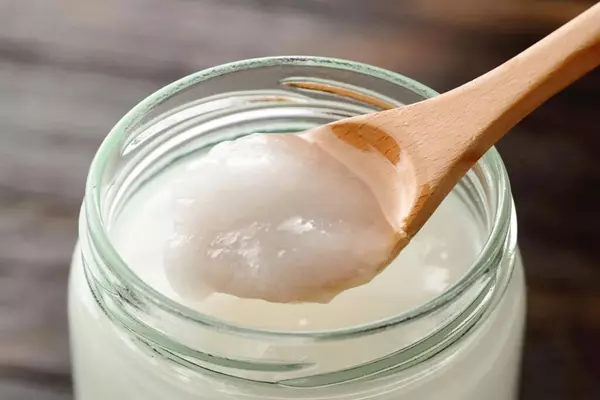 keep coconut oil from solidifying