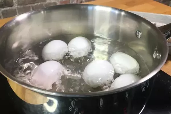 How To Tell If An Egg Is Boiled