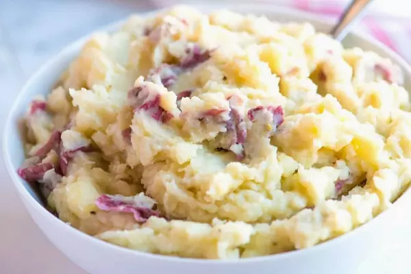 what to add to mashed potatoes for flavor