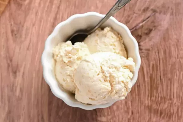 jeni's peach ice cream recipe