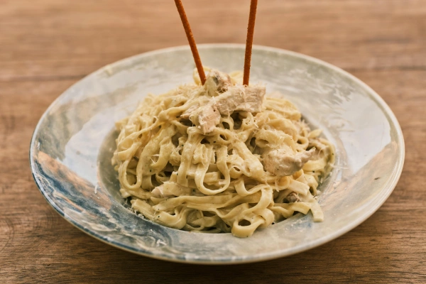 Pasta Alfredo Con Pollo